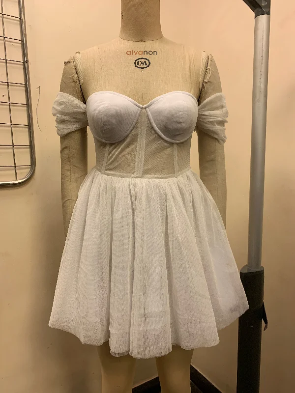 Suzanne White Corset Dress Fit Sample