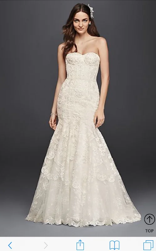 Today’s Deal David's Bridal Corset Bodice Mermaid Lace Wedding Dress