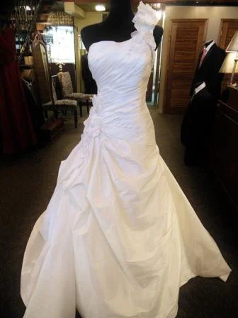 Overstock Pronovias Almendro