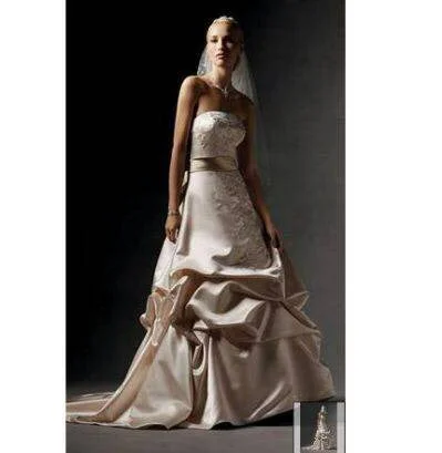 Don't Wait Oleg Cassini CT203 Champagne