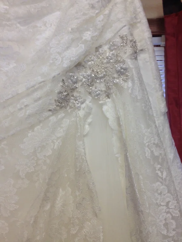 Act Now David's Bridal David's Bridal Ivory