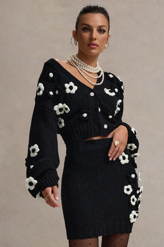 Super Bargain Louvre | Black & White Knit Cropped Floral Cardigan