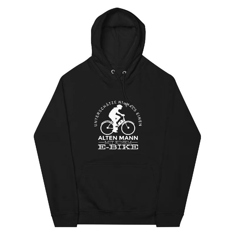 Alter Mann mit einem E-Bike - Unisex Premium Organic Hoodie