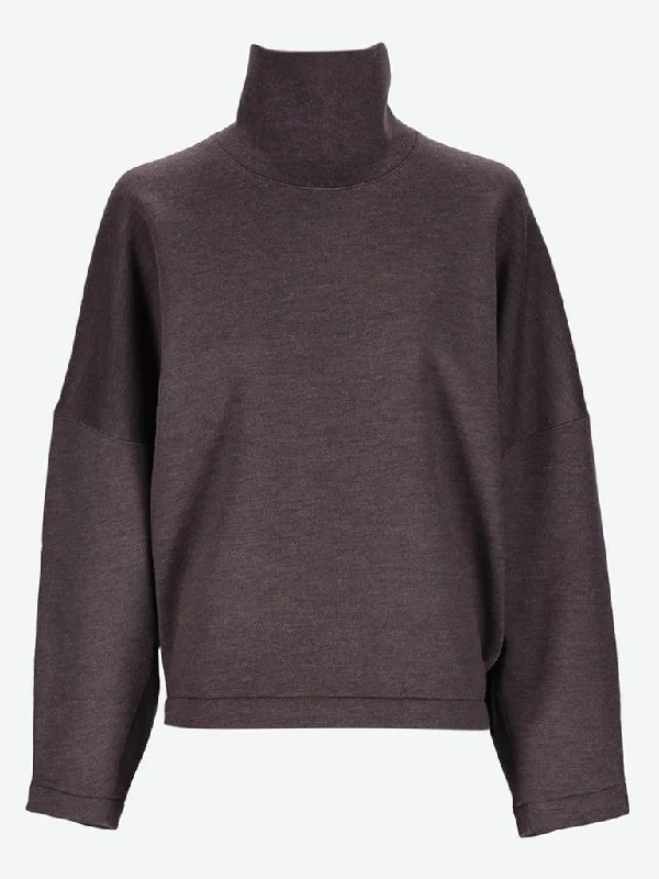 High neck sweatshirt