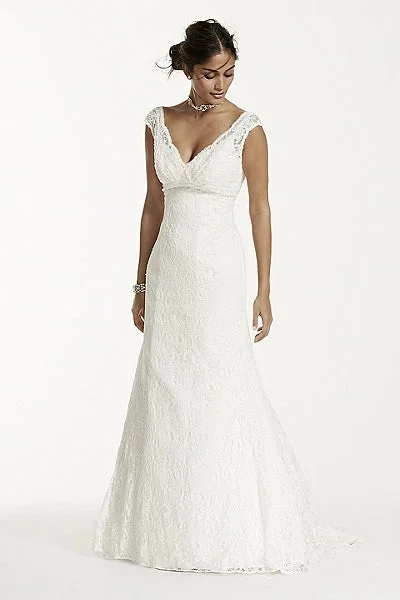 Super Bargain David's Bridal T9612 All Over Beaded Lace Trumpet