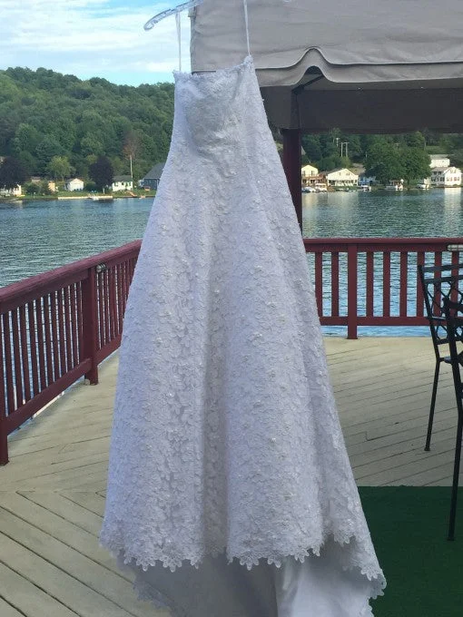 Steals and Deals David's Bridal CT2406