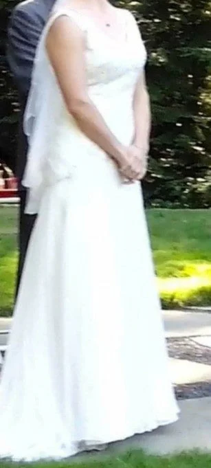 Last Chance David's Bridal cream davids bridal mk3649
