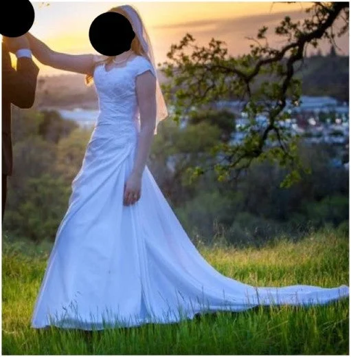 Big Savings David's Bridal Classic Satin A Line with Ruching