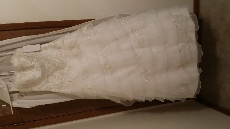 Exclusive Deal David's Bridal CWG461